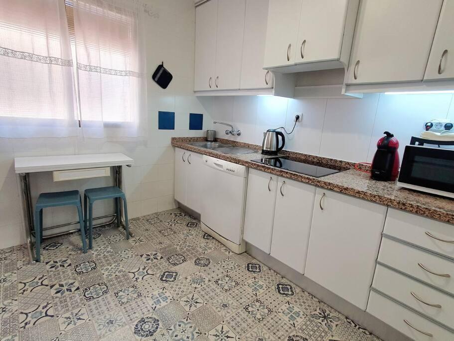 Acogedor Y Centrico Con Parking Apartman Granada Kültér fotó