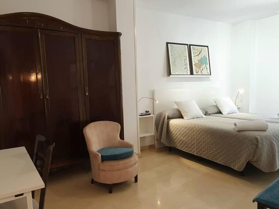 Acogedor Y Centrico Con Parking Apartman Granada Kültér fotó