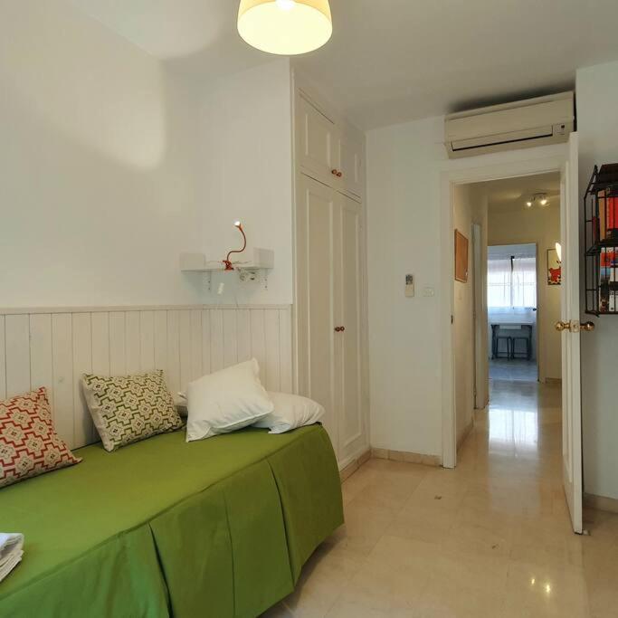 Acogedor Y Centrico Con Parking Apartman Granada Kültér fotó